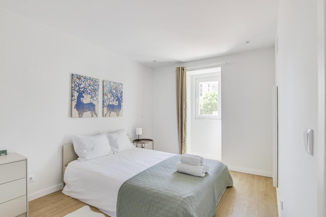 Cruzeiro Charm Apartments ลิสบอน ภายนอก รูปภาพ